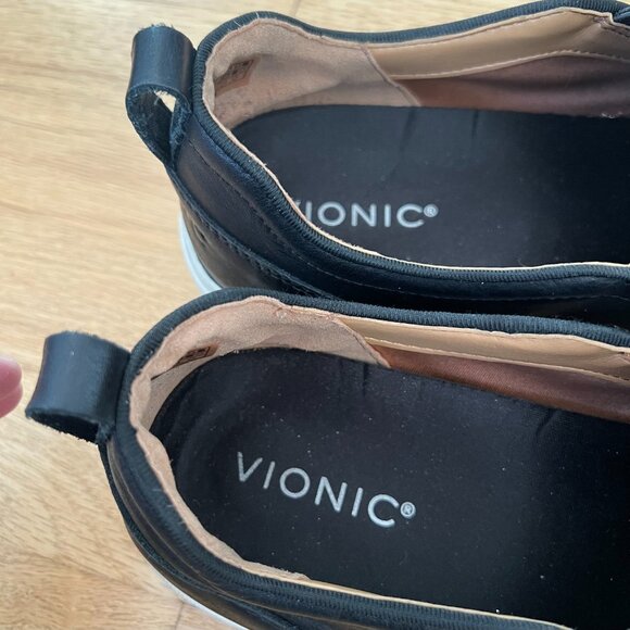 Vionic Kimmie Black Leather Slip On Sneakers Women's Size 11 - Picture 7 of 9